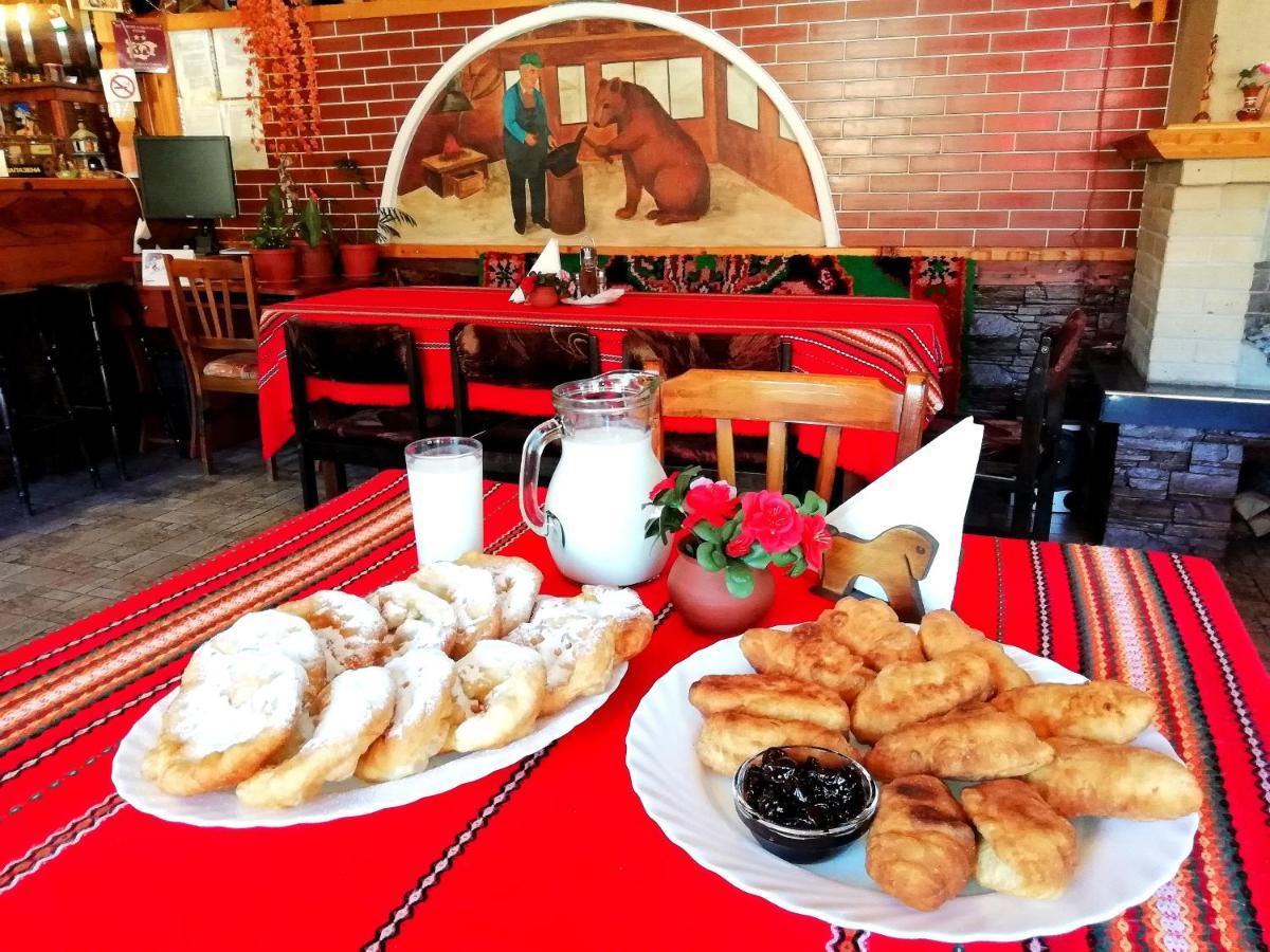 Kovacha Guest House Raduil エクステリア 写真