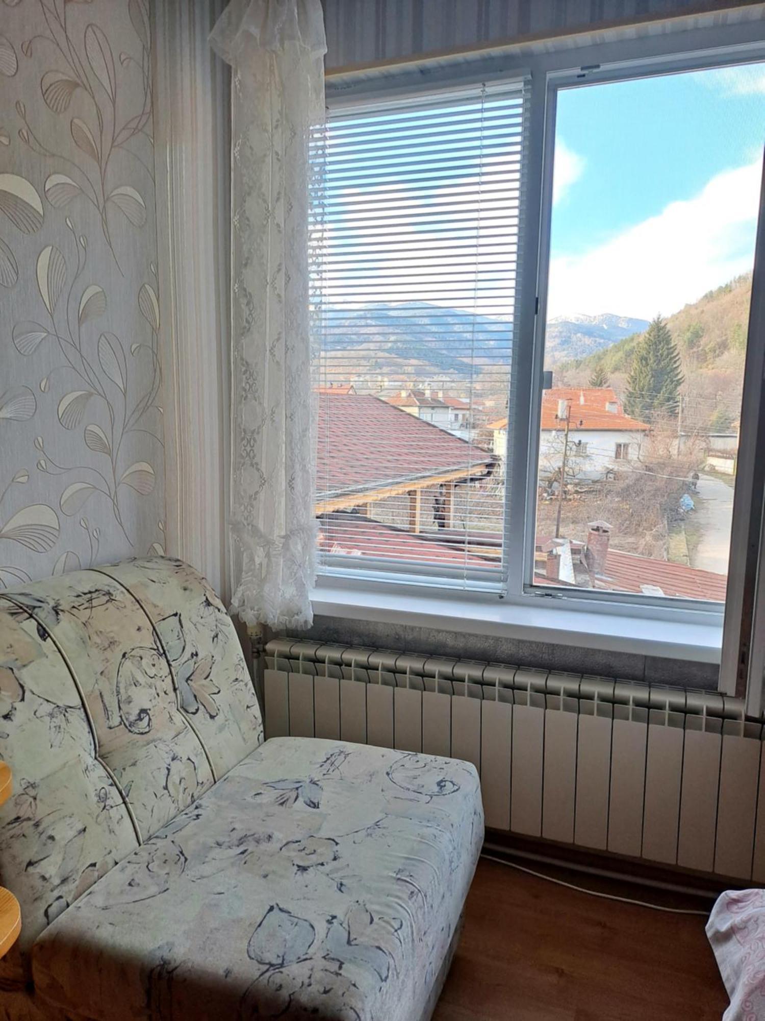 Kovacha Guest House Raduil エクステリア 写真